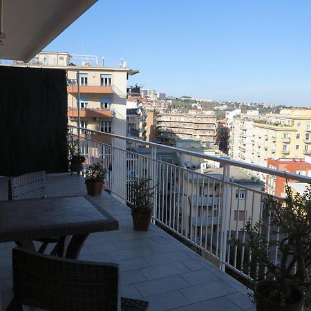 Pretty Panoramic Apartment - Half Way Center-Vomero District Naples Exterior photo